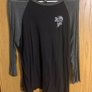 Rue21 black & gray 3/4 length sleeve shirt - Large